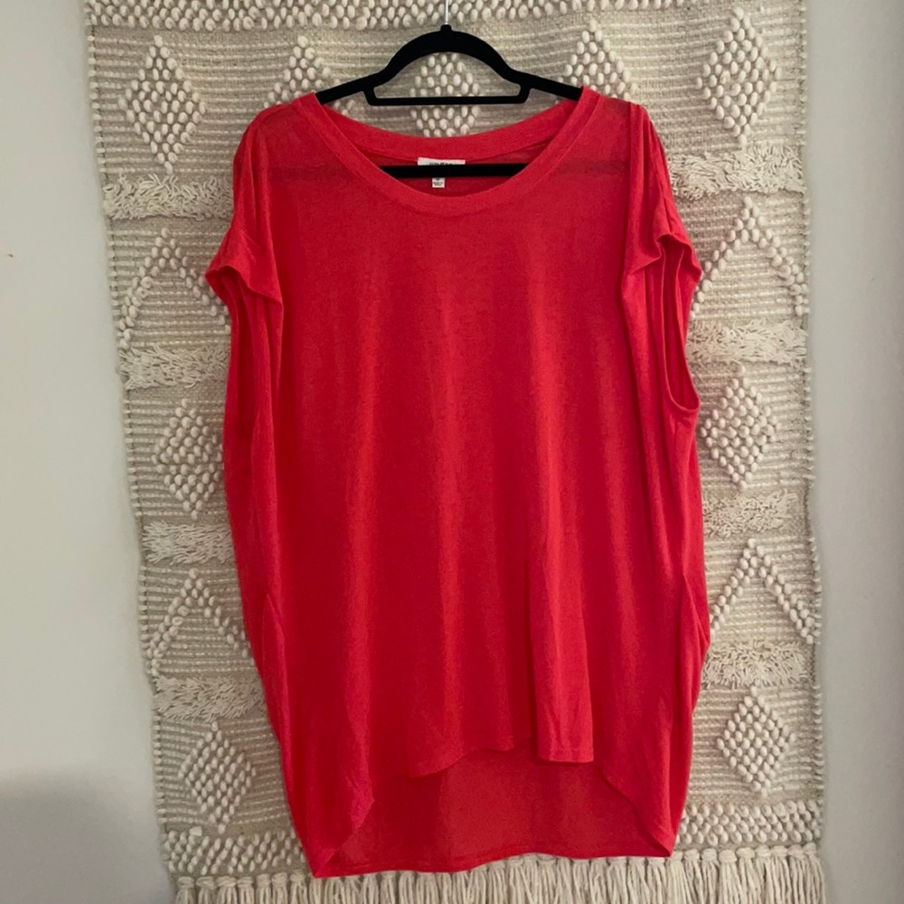 Pink short sleeve umgee top size medium